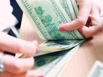 Giá USD hôm nay 26/3 tăng mạnh