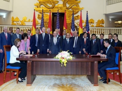 Việt - Mỹ ký kết 5 thỏa thuận kinh doanh lớn trị giá hàng tỉ USD 