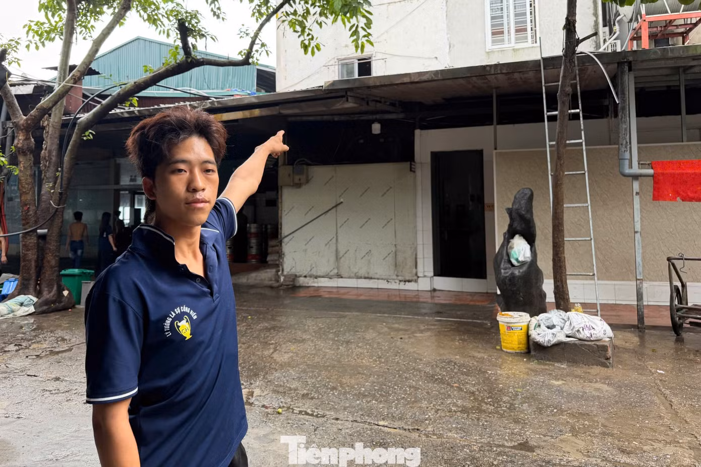 Vụ án mạng khiến 3 người thương vong ở TP HCM: Biết bạn gái cũ lấy chồng, nghi phạm đến gây án