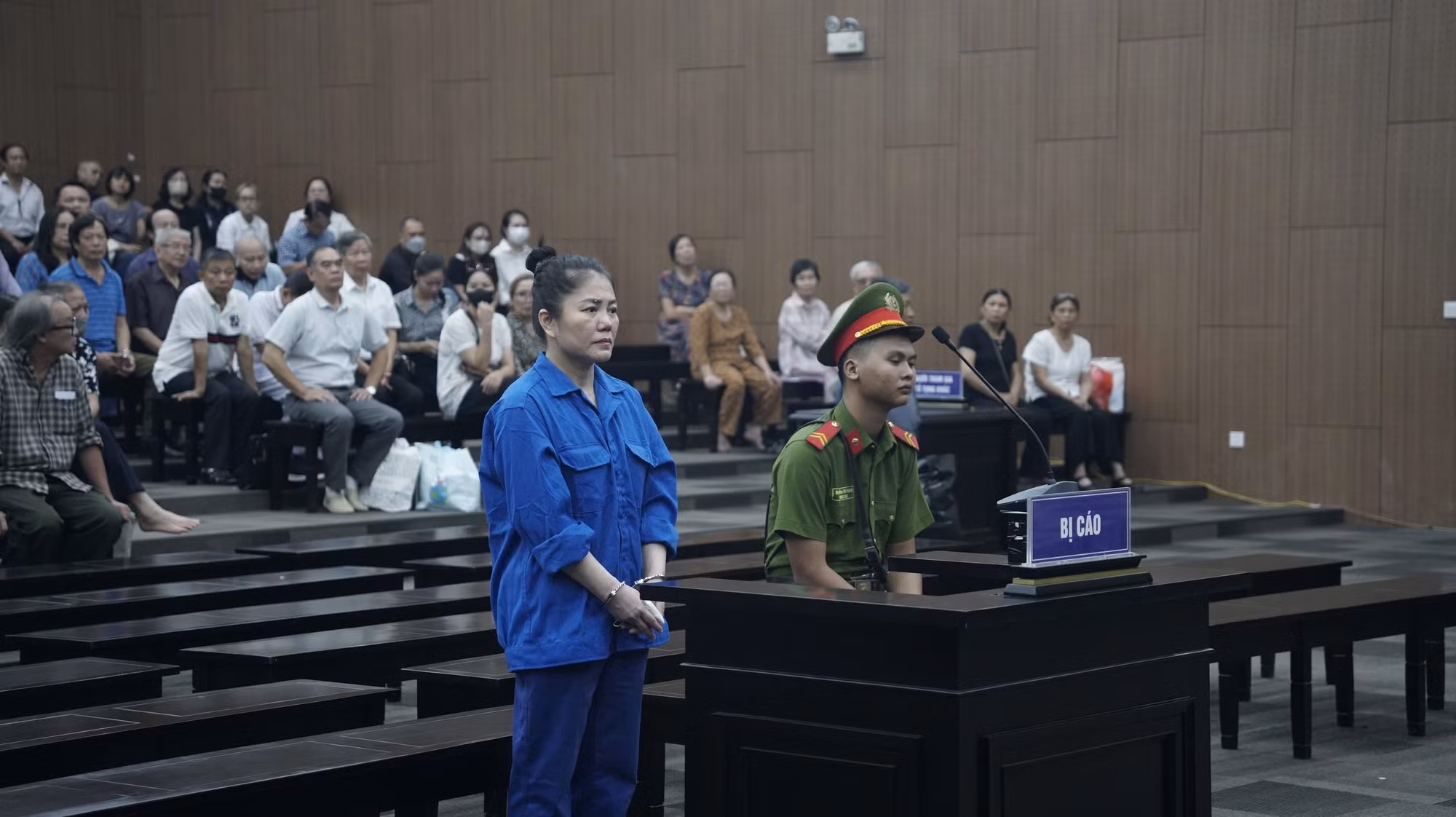Xét xử nữ Chủ tịch "Sâm Ngọc Linh" chiếm đoạt 850 tỷ đồng