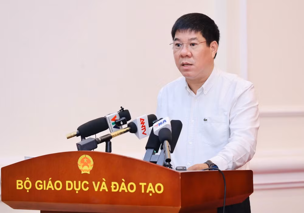 Bộ Giáo dục và Đào tạo lý giải việc tổ chức thi lại cho thí sinh Tuyên Quang mà không áp dụng cho thí sinh Quảng Trị