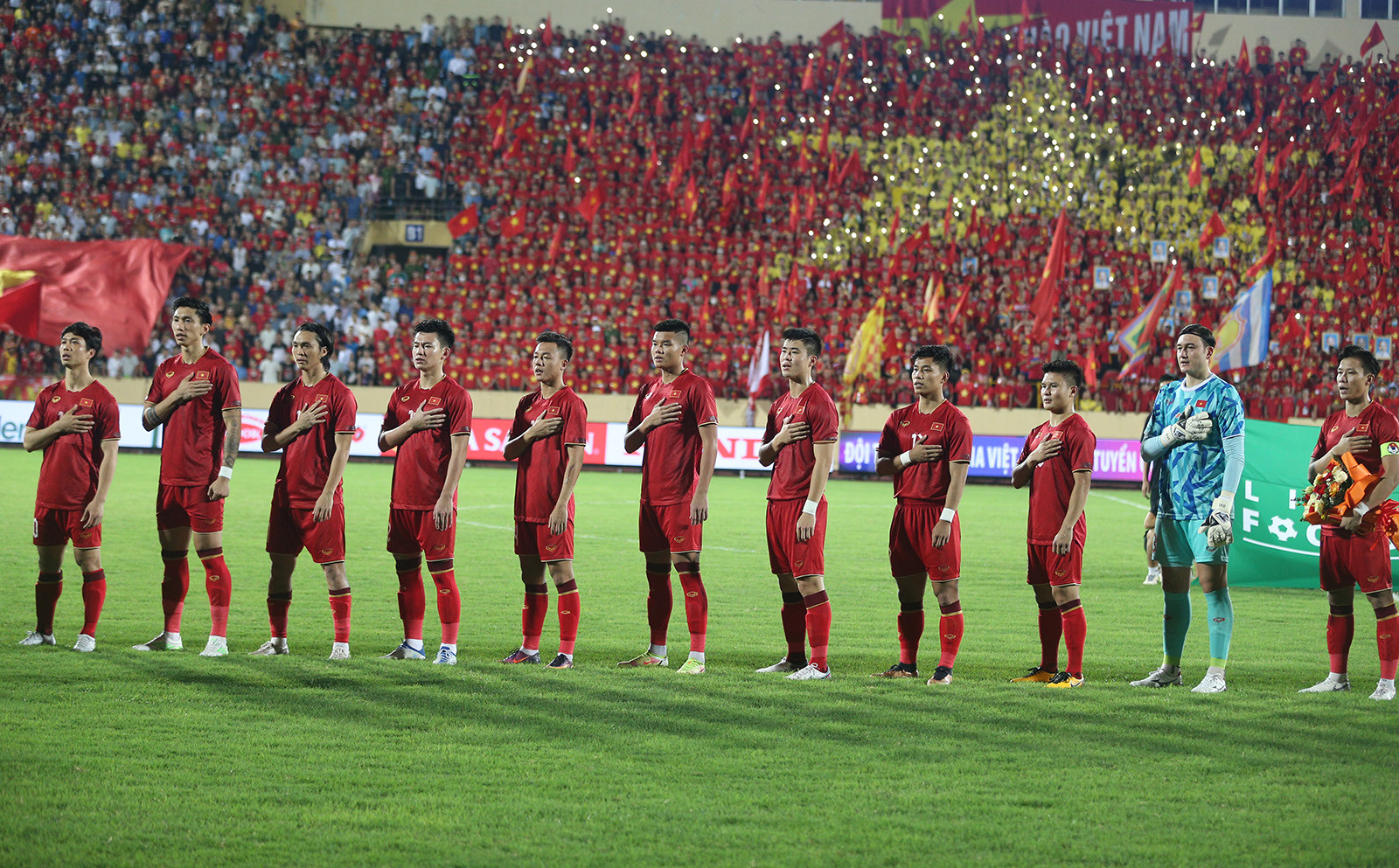 Tuyển nữ Việt Nam: Cảm ơn khoảnh khắc World Cup, 'cú hích' mở đường