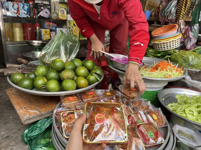 Tràn lan bánh trung thu '3 không'