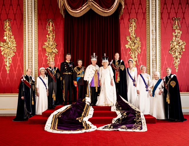  Vua-Charles-III