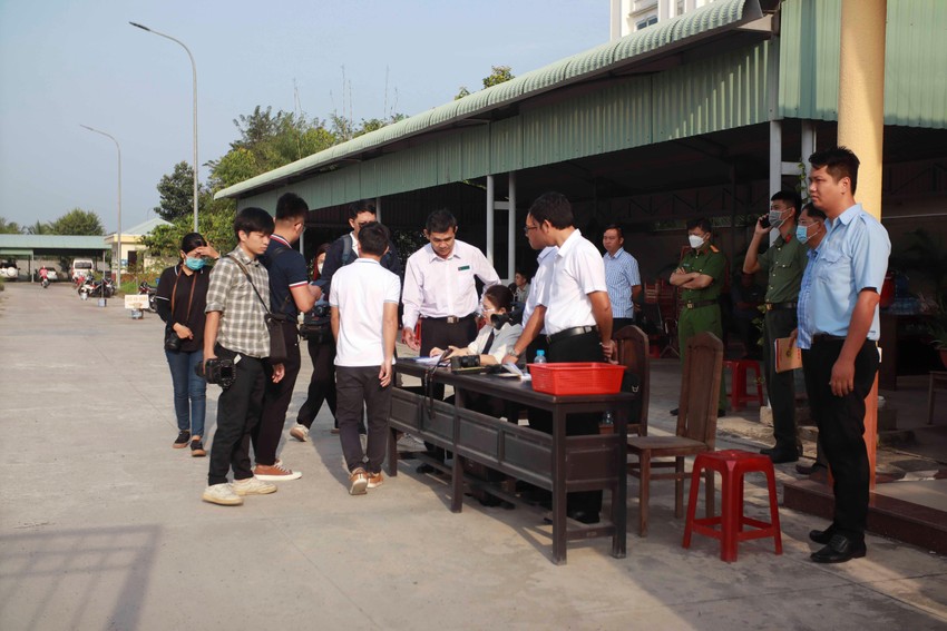 An ninh thắt chặt phiên phúc thẩm ông Lê Tùng Vân vụ Tịnh thất Bồng Lai