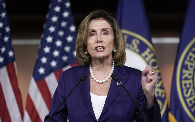Ngày 17/11, bà Nancy Pelosi, thành viên đảng Dân chủ Mỹ, cho biết, bà sẽ từ chức Chủ tịch Hạ viện Mỹ, một ngày sau khi đảng Cộng hòa giành quyền kiểm soát Hạ viện.