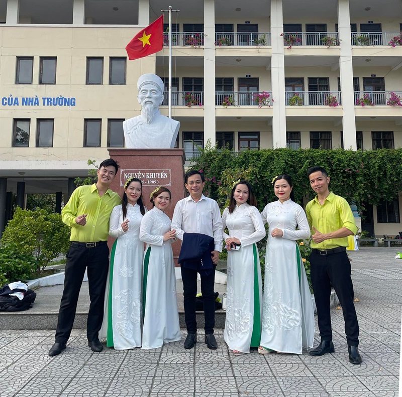 Một thầy giáo ở Đà Nẵng vào chung kết cuộc thi “Tình ca Việt Nam 2022”