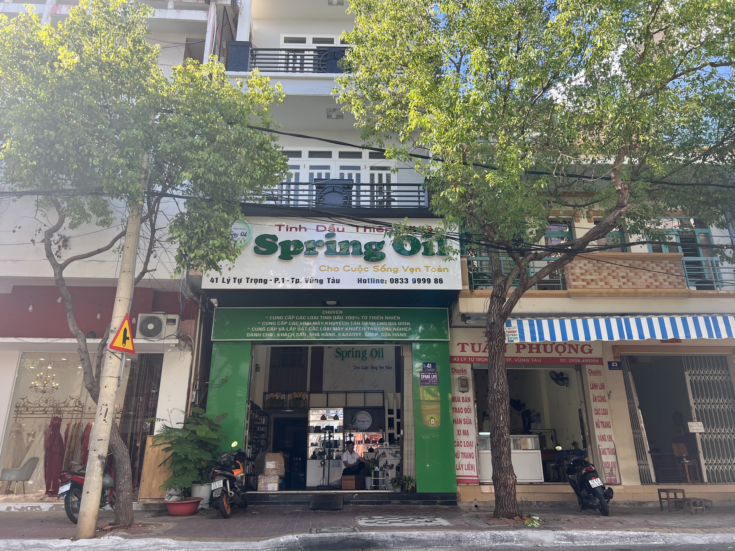 Tinh dầu thiên nhiên Spring Oil