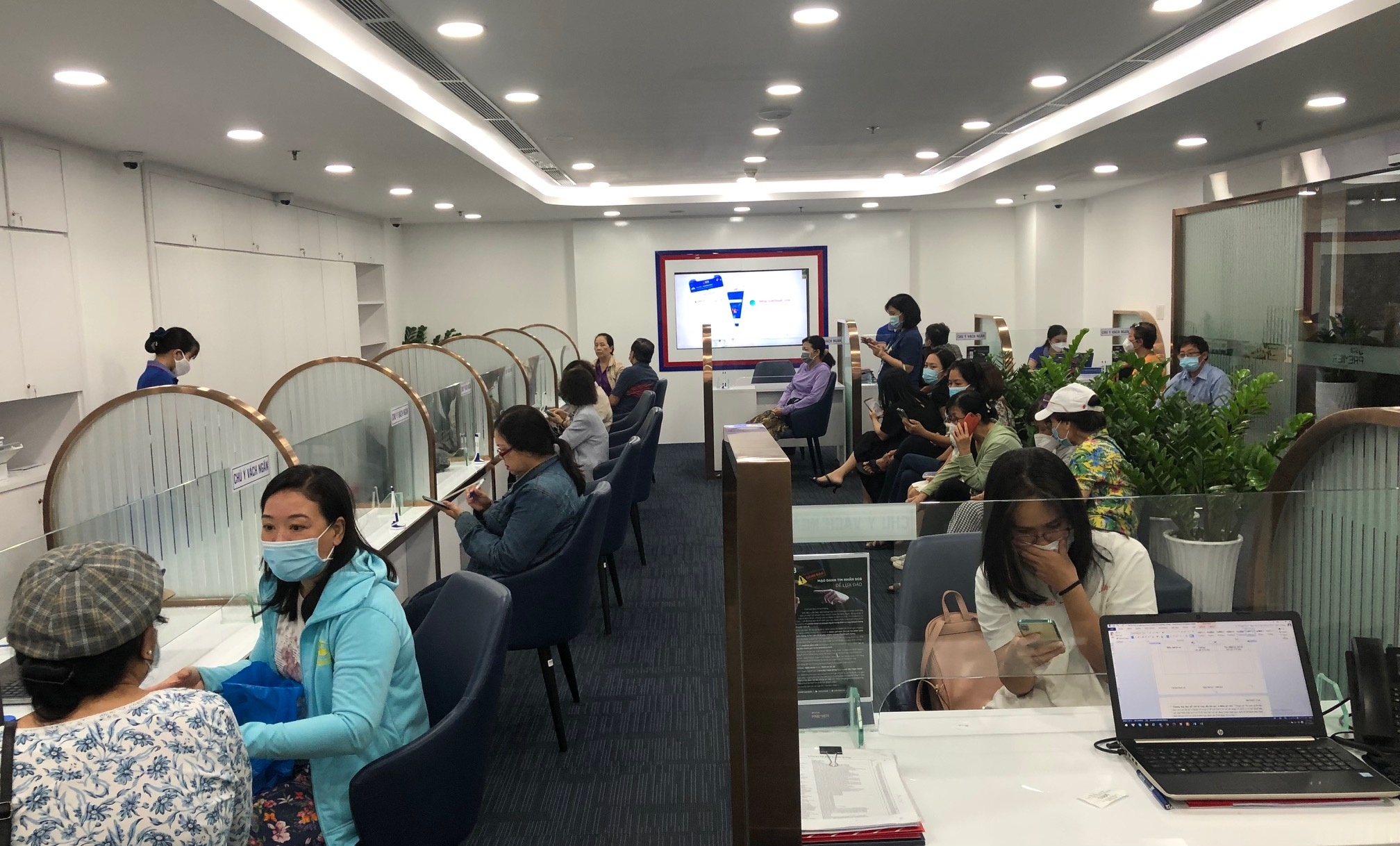 Thống đốc Ngân hàng Nhà nước: Tiền gửi của người dân tại ngân hàng được đảm bảo trong mọi trường hợp