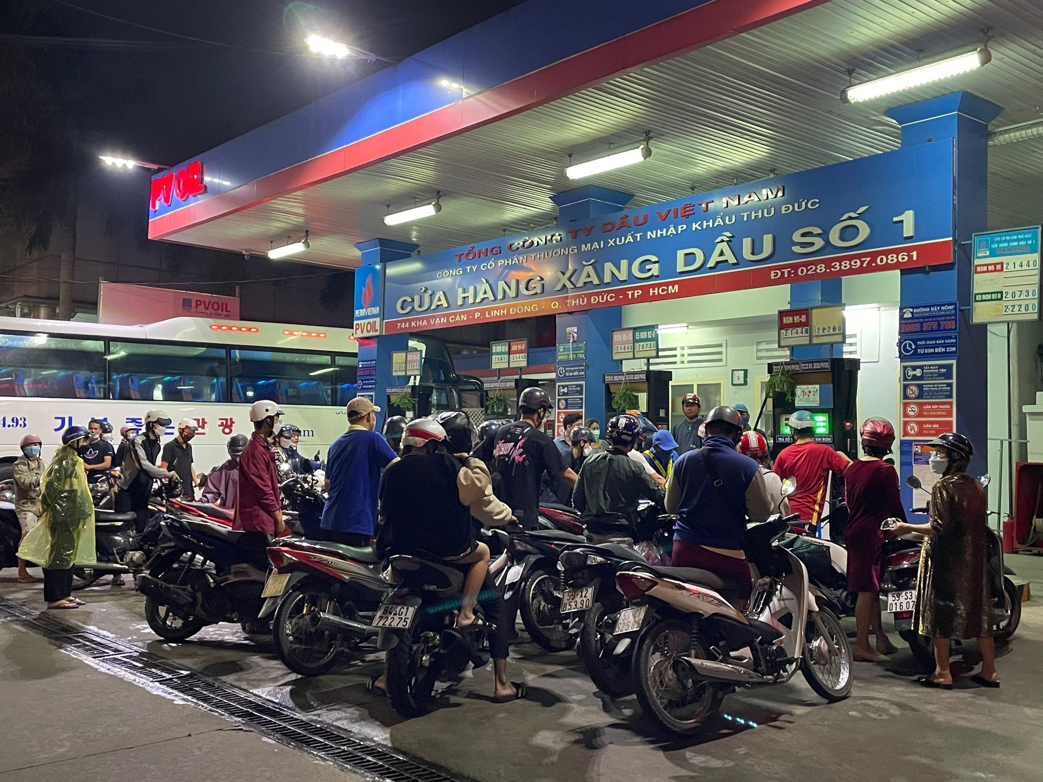 tp.hcm hết xăng