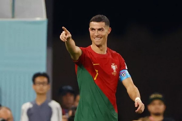 Ronaldo ghi danh lịch sử với kỷ lục ghi bàn khó phá