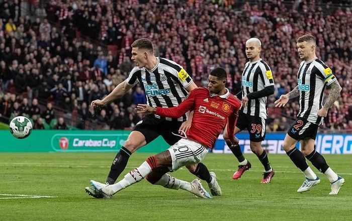 6 phút bùng nổ, Man United giành danh hiệu vô địch đầu tiên sau 6 năm