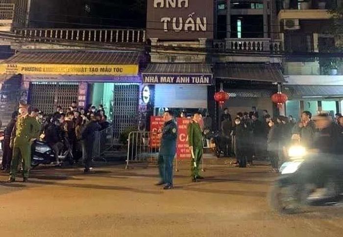 Hà Nội: Hai vợ chồng tử vong trong nhà với nhiều vết đâm