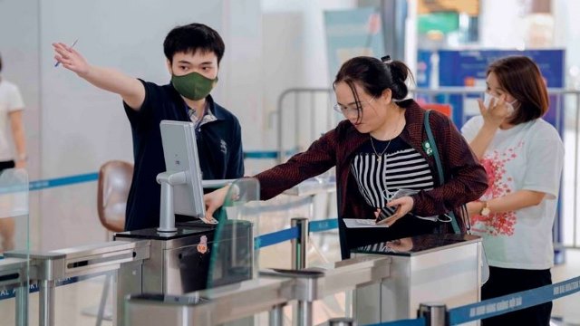 Đề xuất từ 1-6 thí điểm làm thủ tục bay không cần giấy tờ tuỳ thân