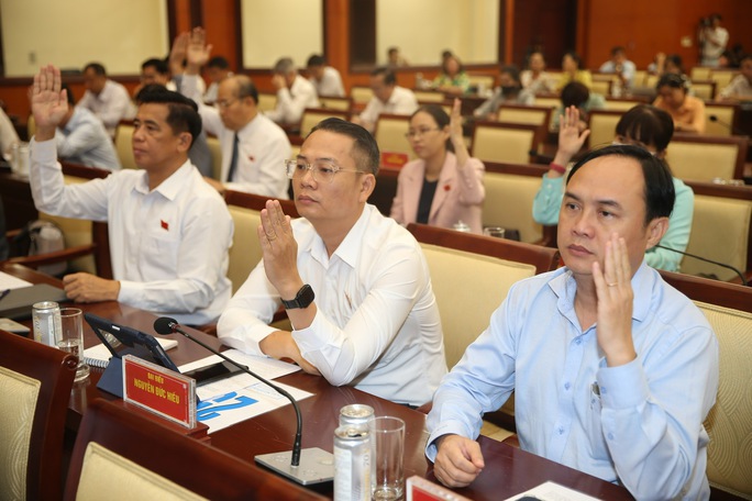 Từ ngày mai, TP HCM tăng mức phí làm hồ sơ nhà, đất